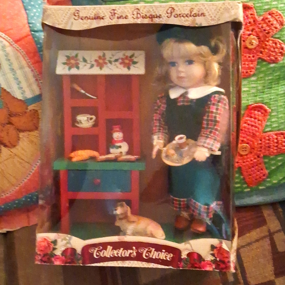 NWT,Vintage,Genuine,Porcelain,Christmas Dolly with Christmas Goodies & Pet Dog🎄
